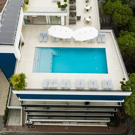 Отель Venice Hvb 34 Lifestyle 4 Superior 4*