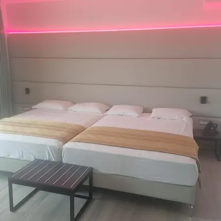 Hotel Venice Hvb 34 Lifestyle 4 Superior 4*