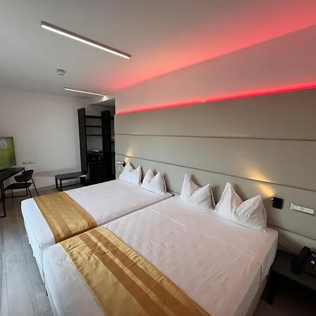 Venice Hvb 34 Lifestyle 4 Superior Отель 4*